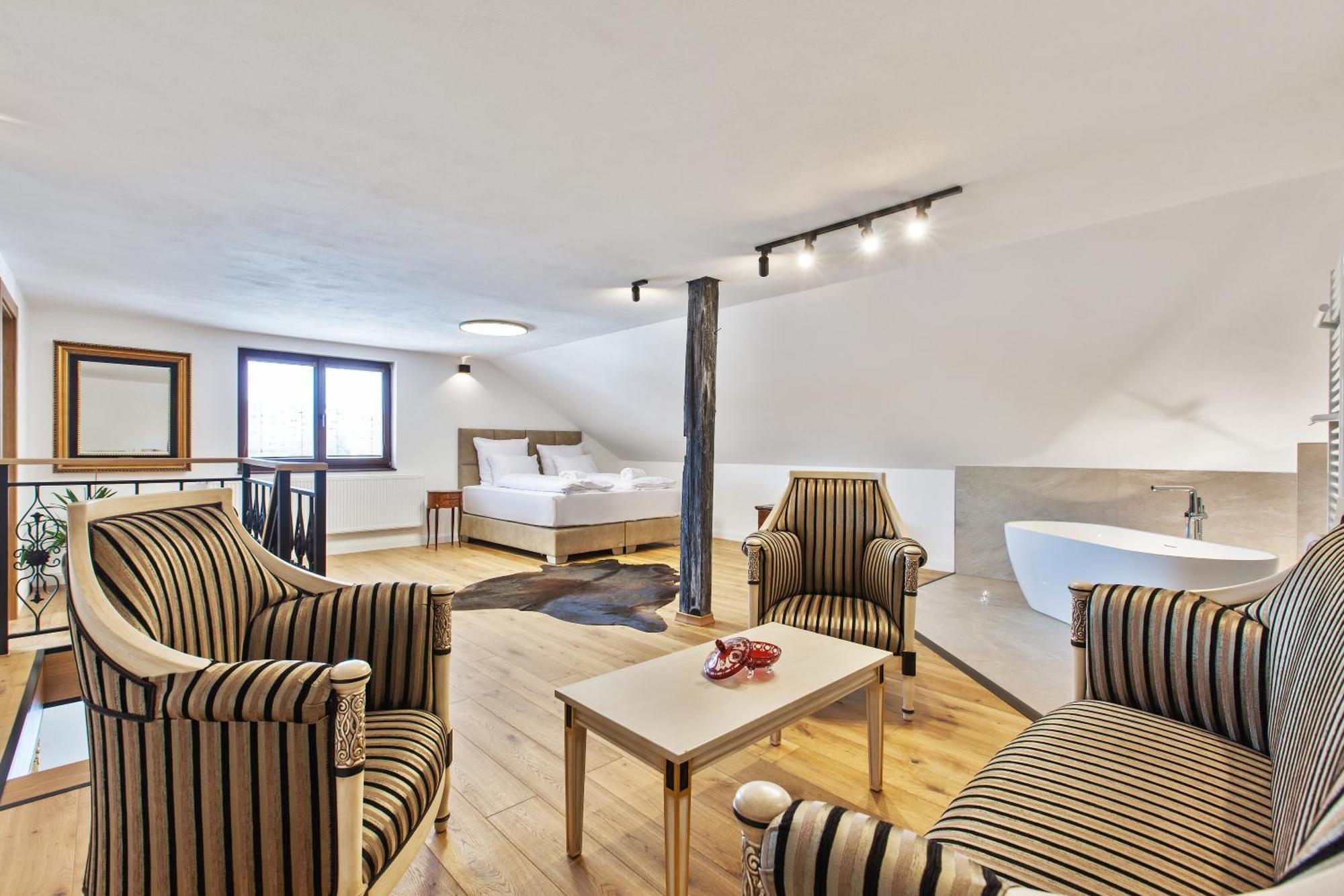 Brezno Central Apartments 외부 사진